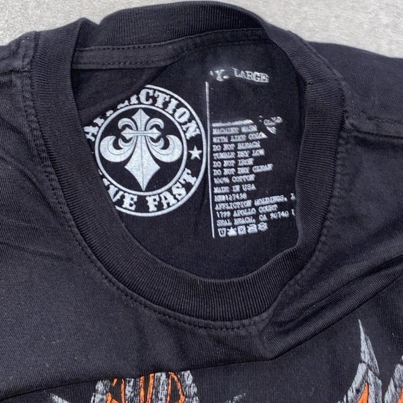 Affliction Dark Tee with Orange and Gray Winged Design - Picture 3 of 5